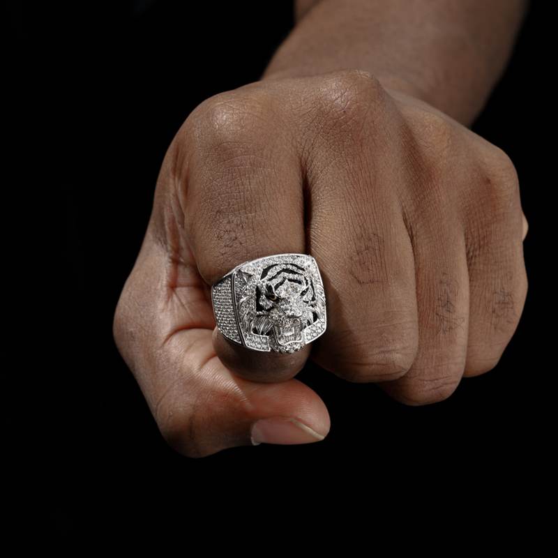 S925 Moissanite Tiger Face Ring