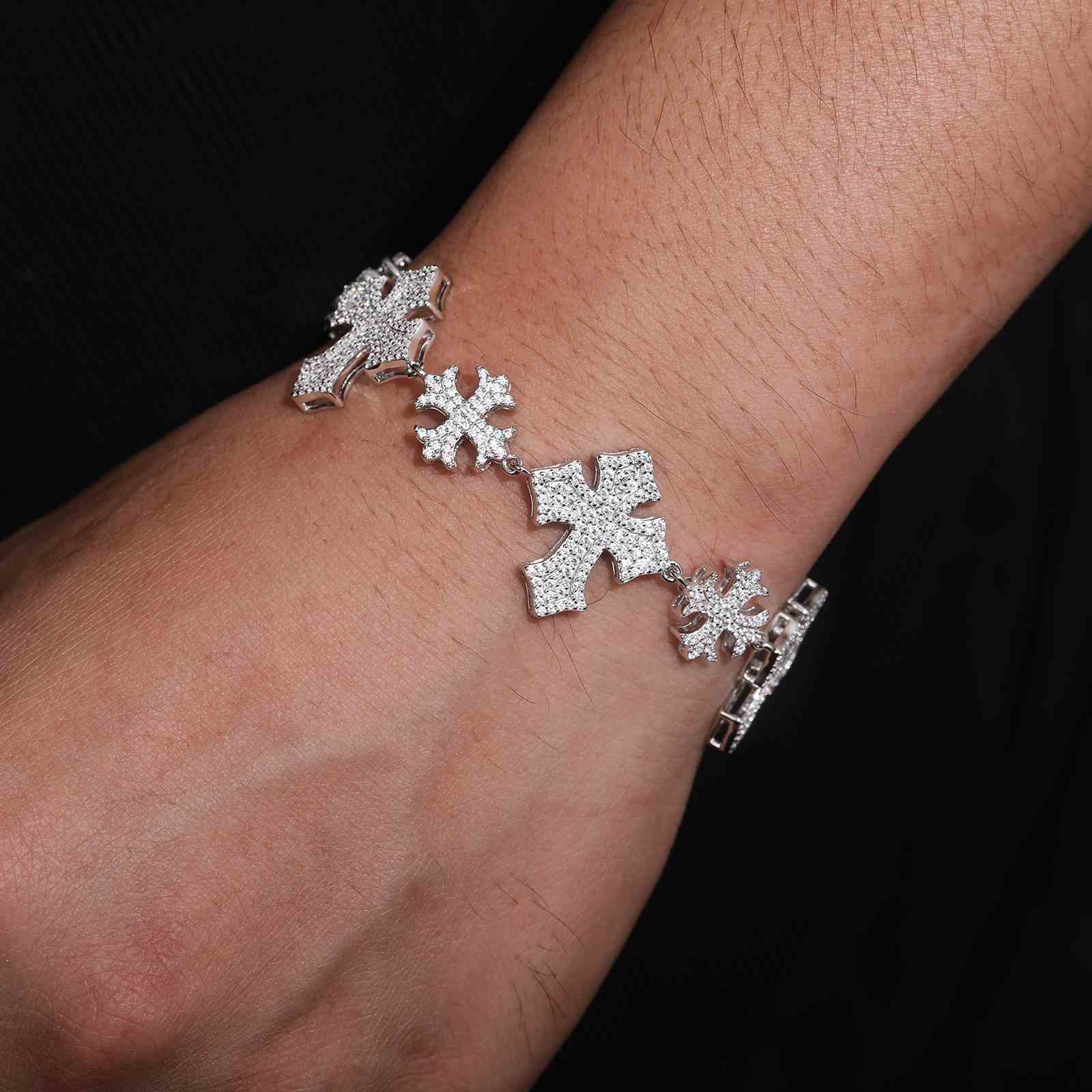20mm S925 Moissanite Four Leaf Clover Infinity Link Bracelet