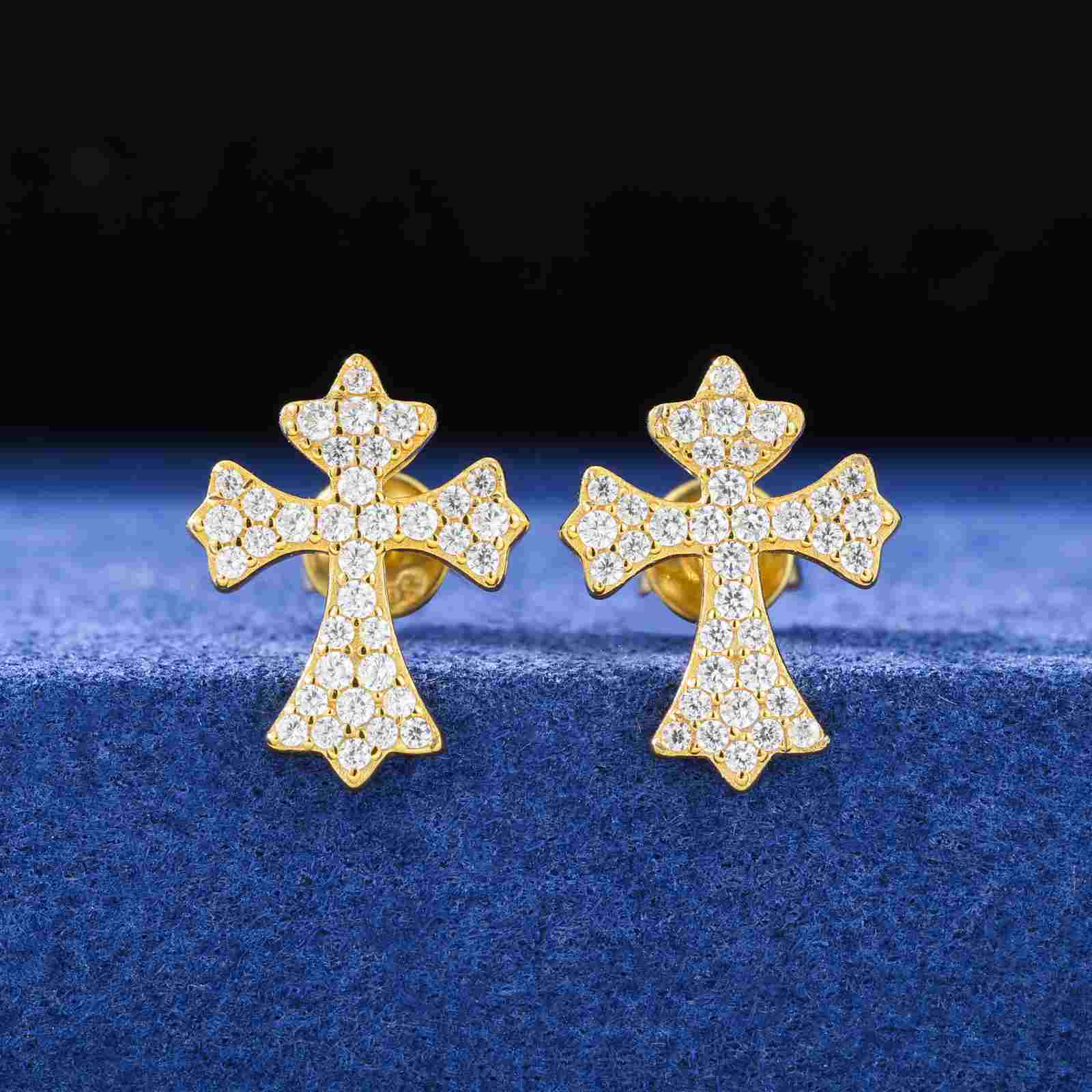 2mm-5mm 1 Row Moissanite Huggie Hoop Earrings