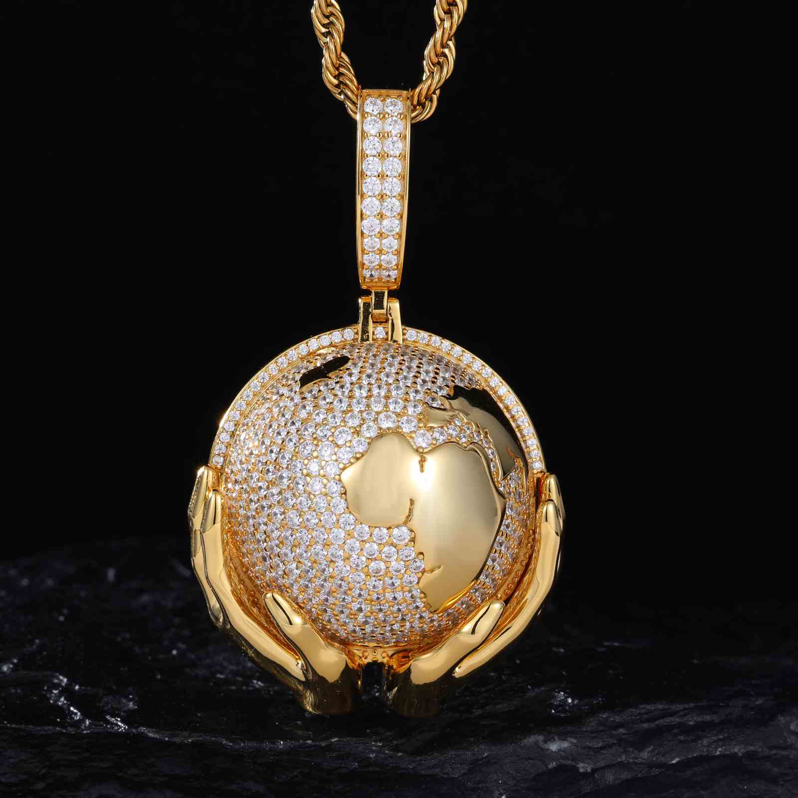 S925 Moissanite Guardian of The Earth Pendant