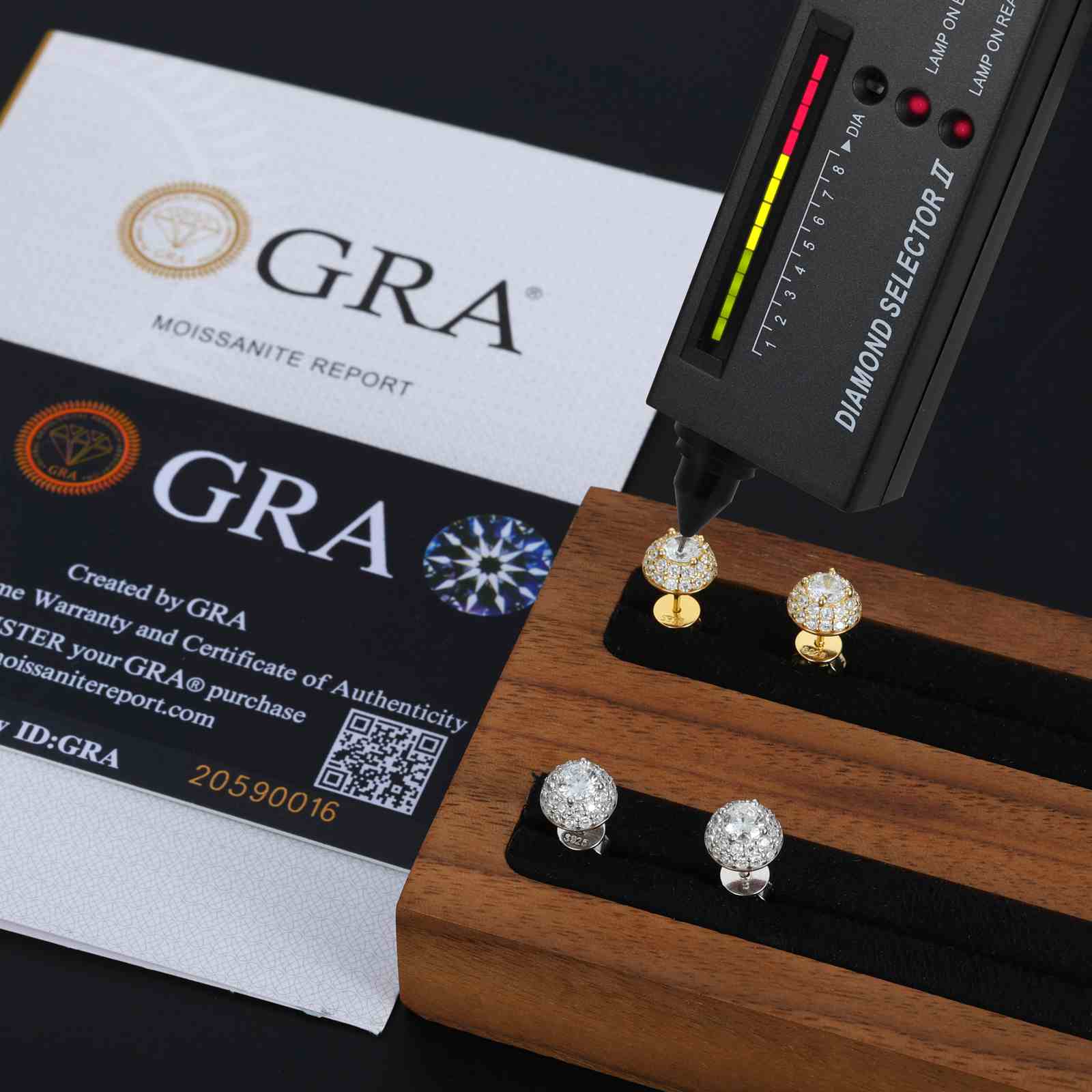 S925 Moissanite Hemisphere Halo Stud Earring