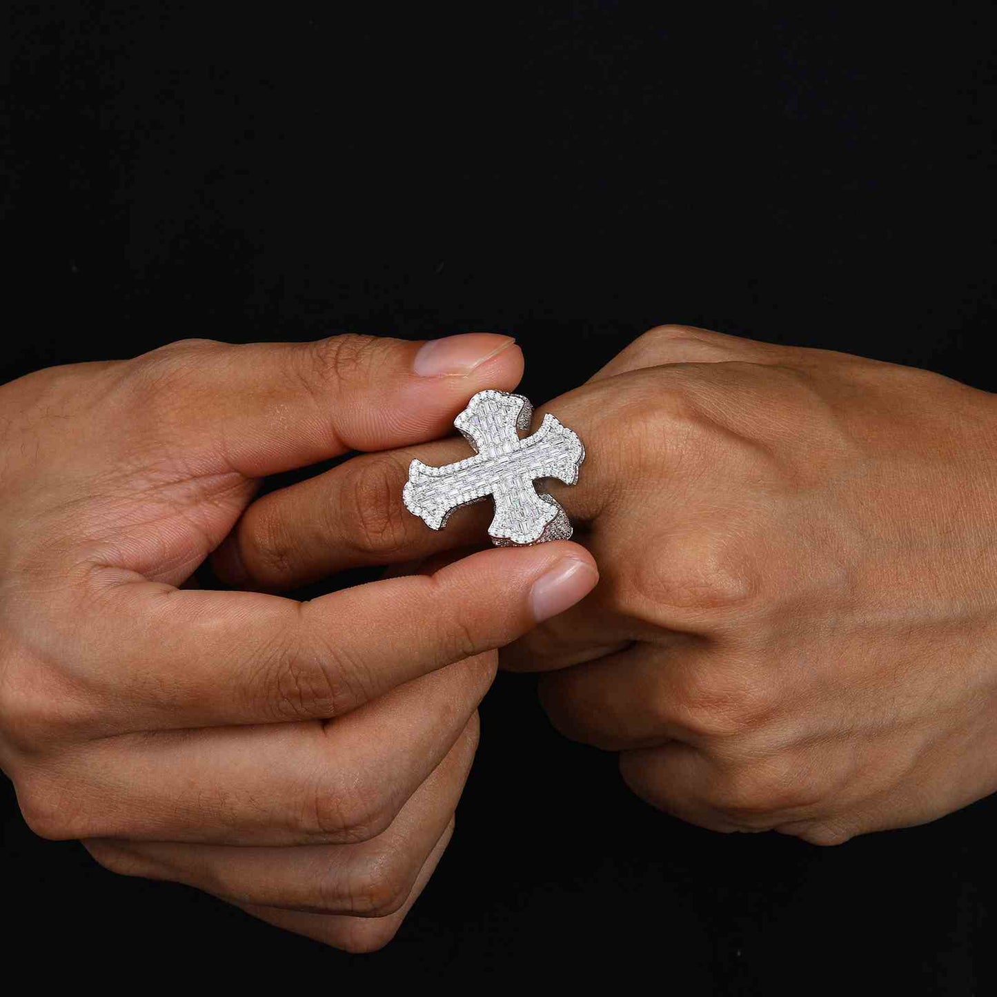 S925 Baguette Moissanite Iris Cross Ring