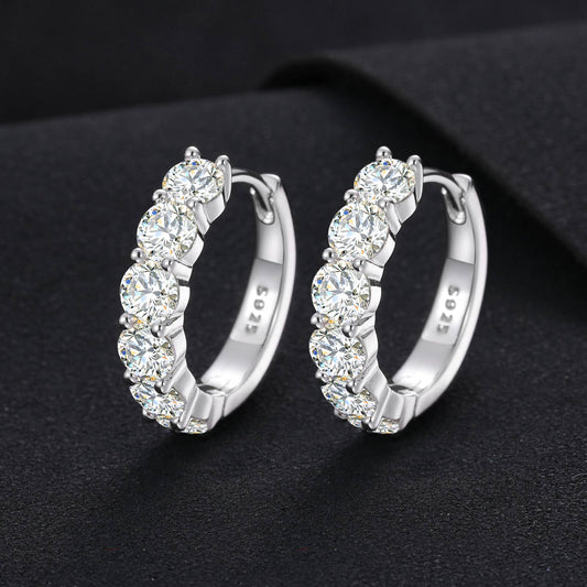 2mm-5mm 1 Row Moissanite Huggie Hoop Earrings