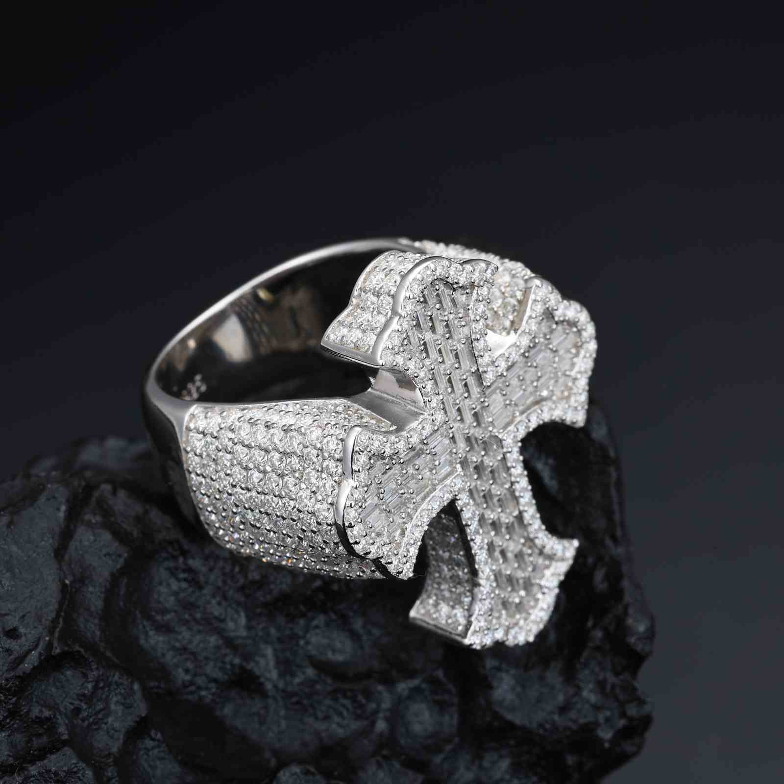 S925 Baguette Moissanite Iris Cross Ring